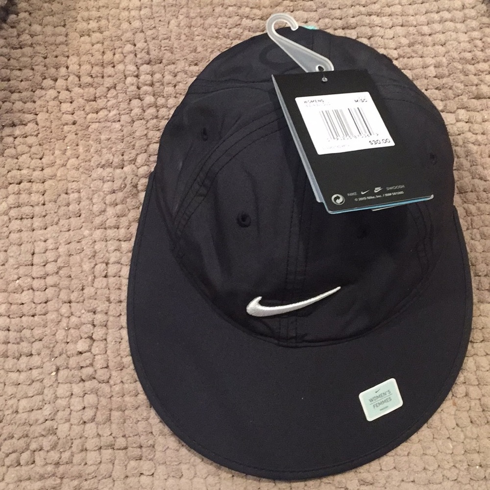 Nike golf hat